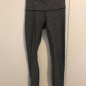 Size 8 High Waisted Wunder Under Leggings